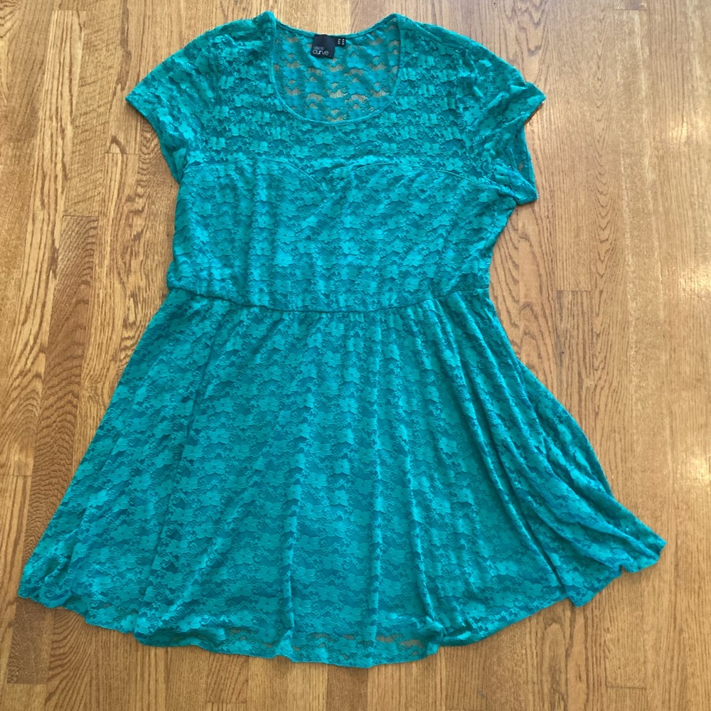 ASOS Curve Elegant Lace Green Dress Sz 22